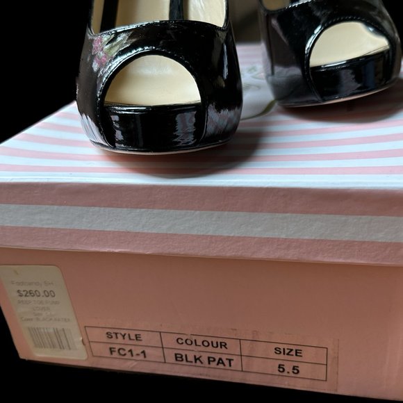 Footcandy Peep Toe Platform Pump Lover 5.5 Black Patent - Picture 3 of 4